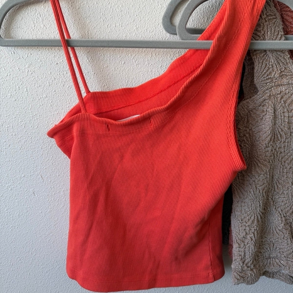 We The Free Vibrant Red One-Shoulder Crop Top